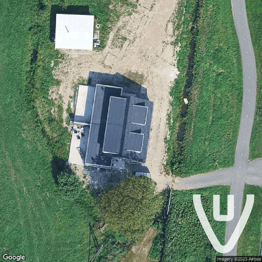 Small Barn abandoned location in South Holland, South Holland, Netherlands for urban exploration