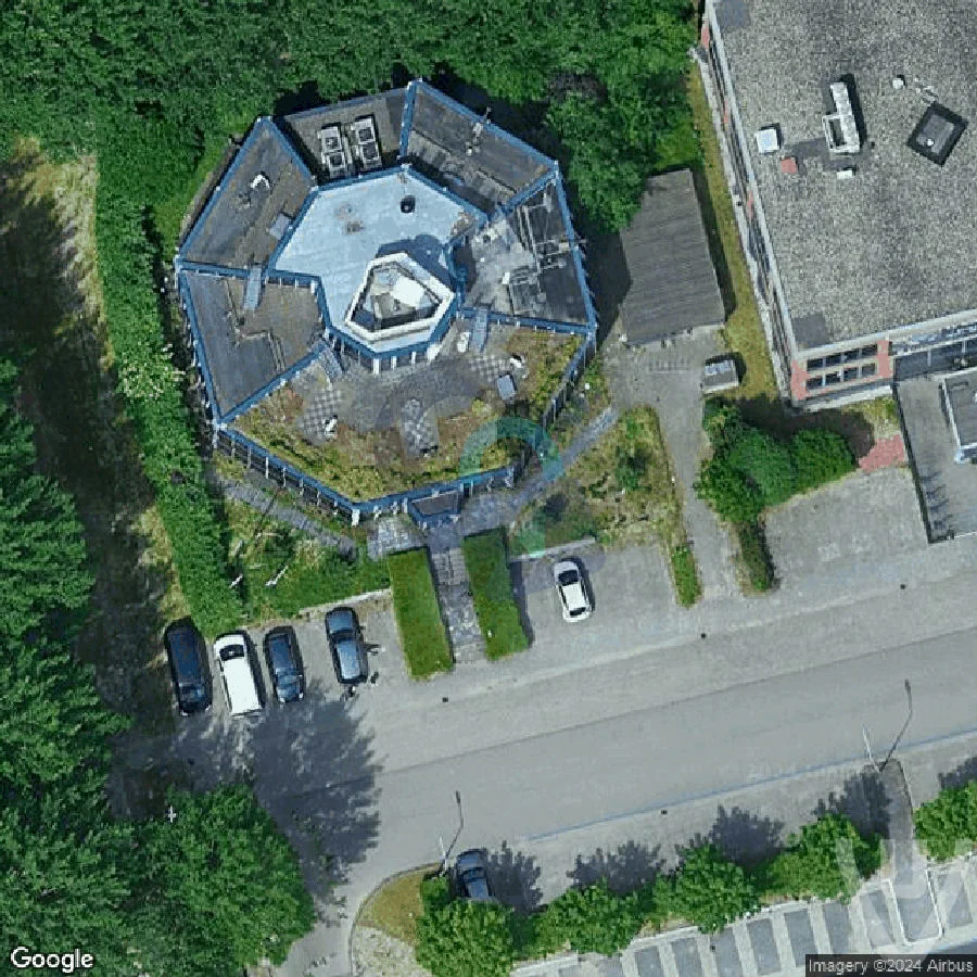 White Throne office abandoned location in Flevoland, Flevoland, Netherlands - Office for urban exploration