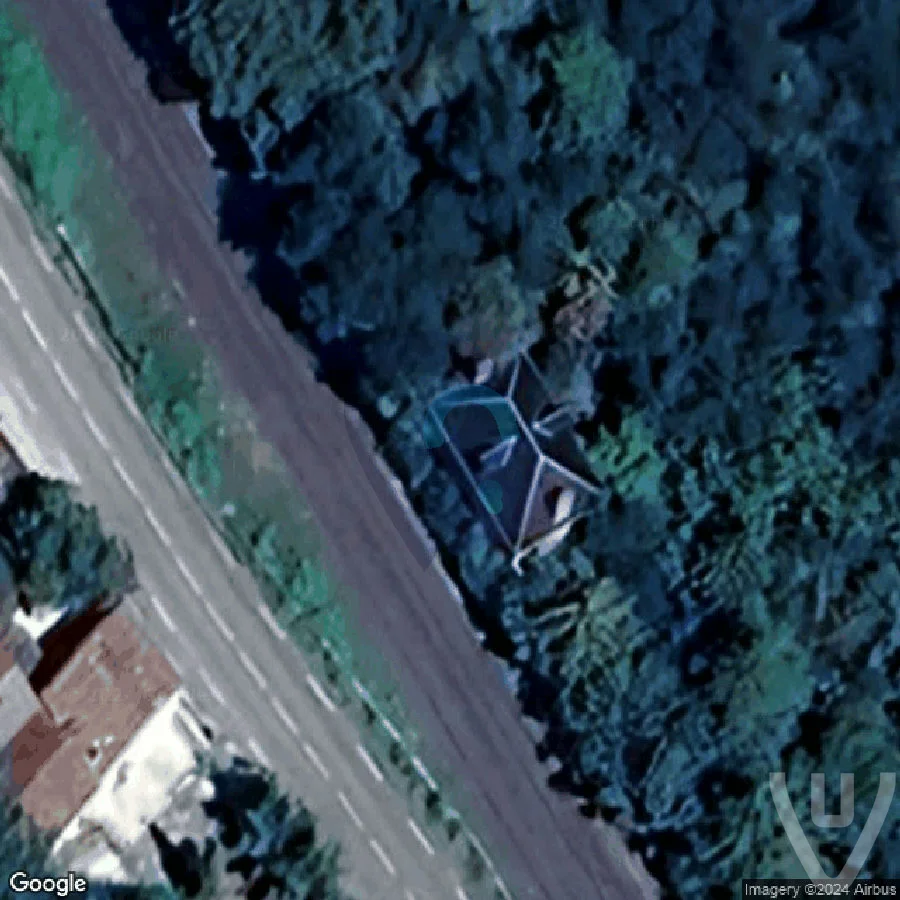 Gare en foret abandoned location in Occitanie, Occitanie, France - House for urban exploration