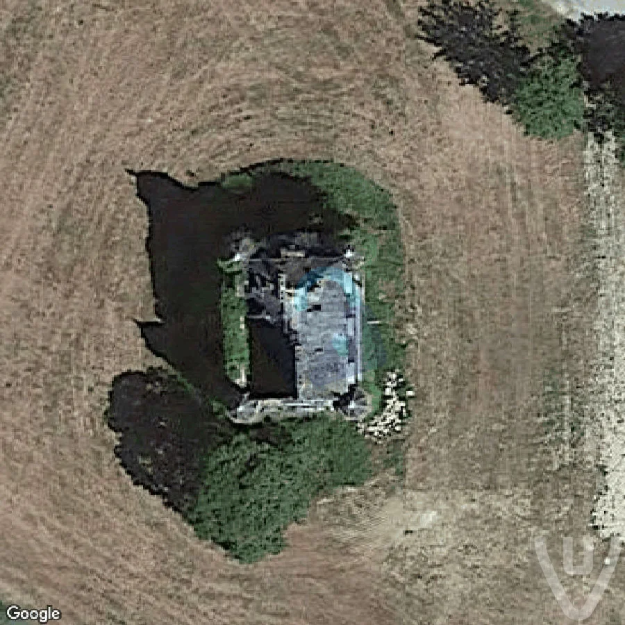 The Green Towers / Les tours vertes abandoned location in Nouvelle-Aquitaine, Nouvelle-Aquitaine, France - House for urban exploration