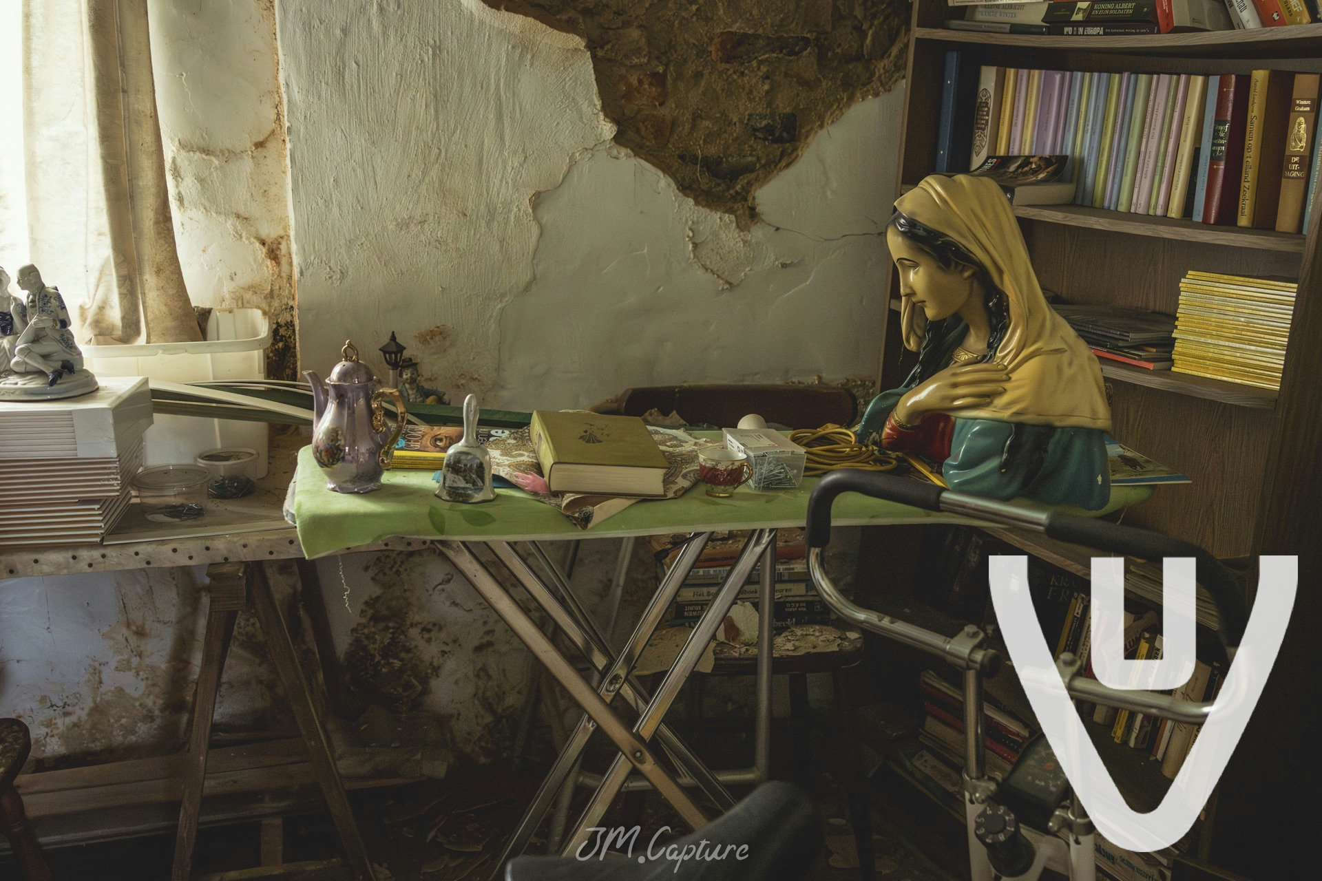 Maison Roundabout / Maison Nostalgie / Maison Porselein