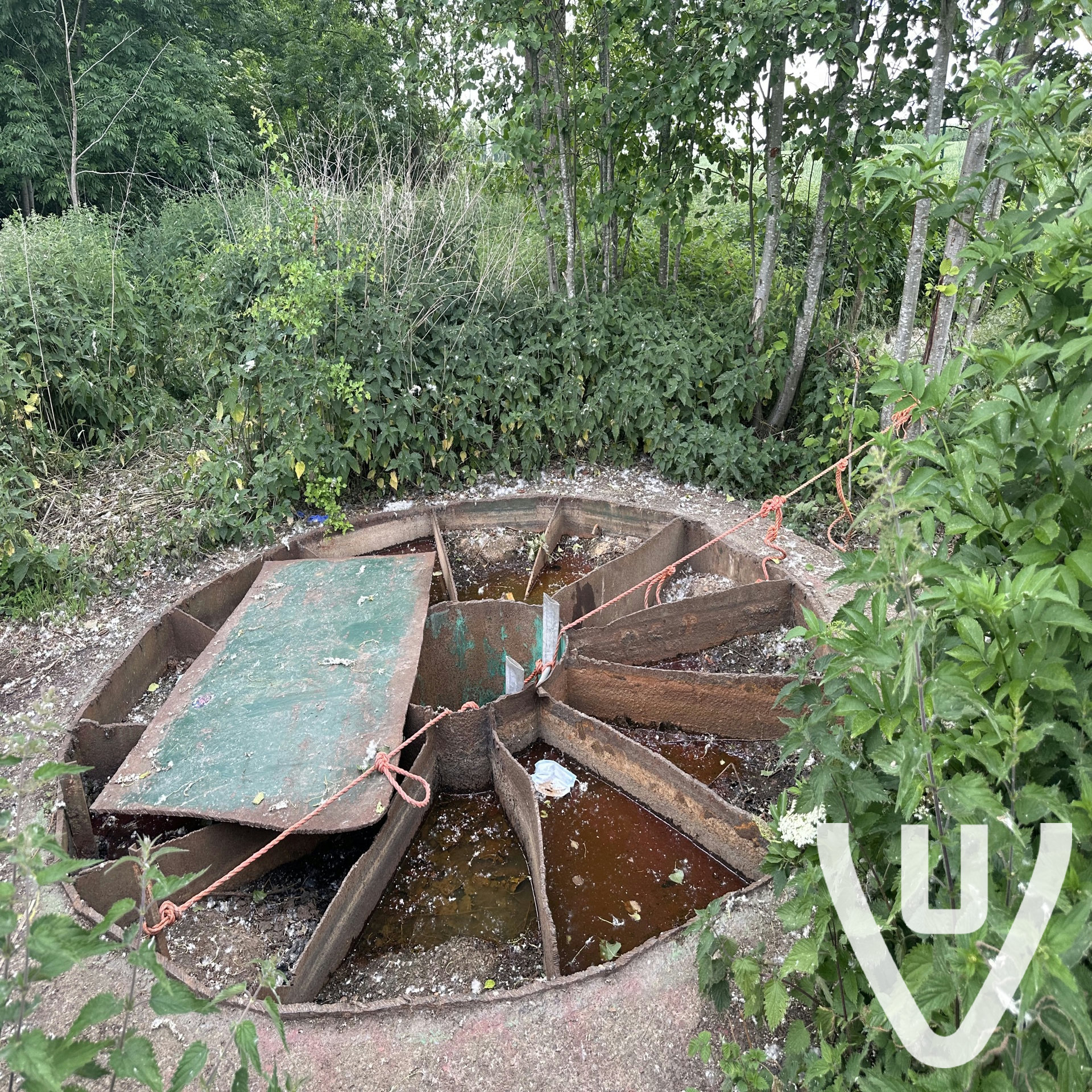 Community photo of NAVO Bunker / Radar Love Bunker in Belgium by funnytyron: Pictures of the entrance and how it looks like to enter.