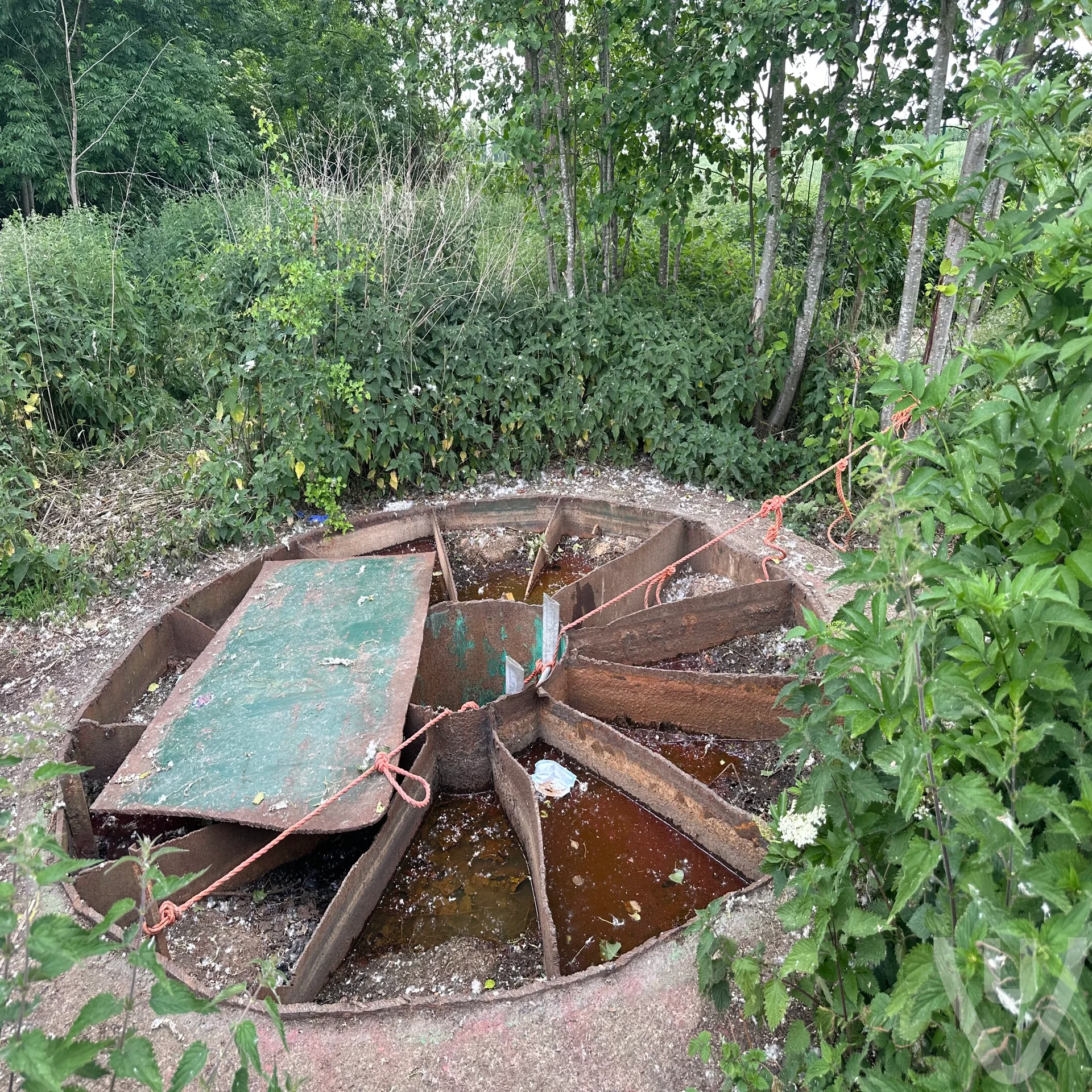 Community photo of NAVO Bunker / Radar Love Bunker in Belgium by funnytyron: Pictures of the entrance and how it looks like to enter.