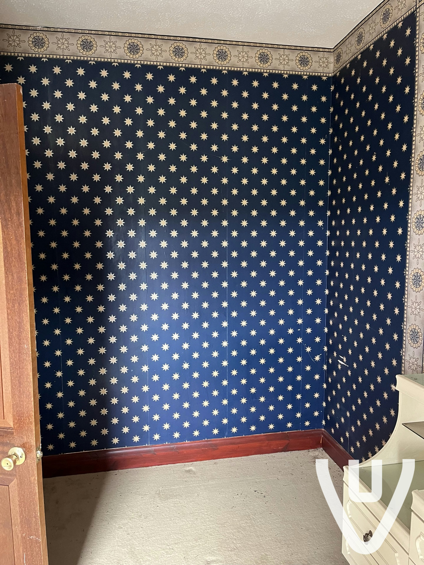 Community photo of Pembroke Farm Fouse in United Kingdom by Demi.new - Photo 3