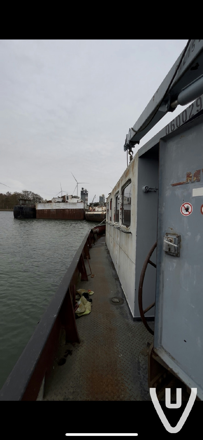 Verlaten Binnenvaartschepen