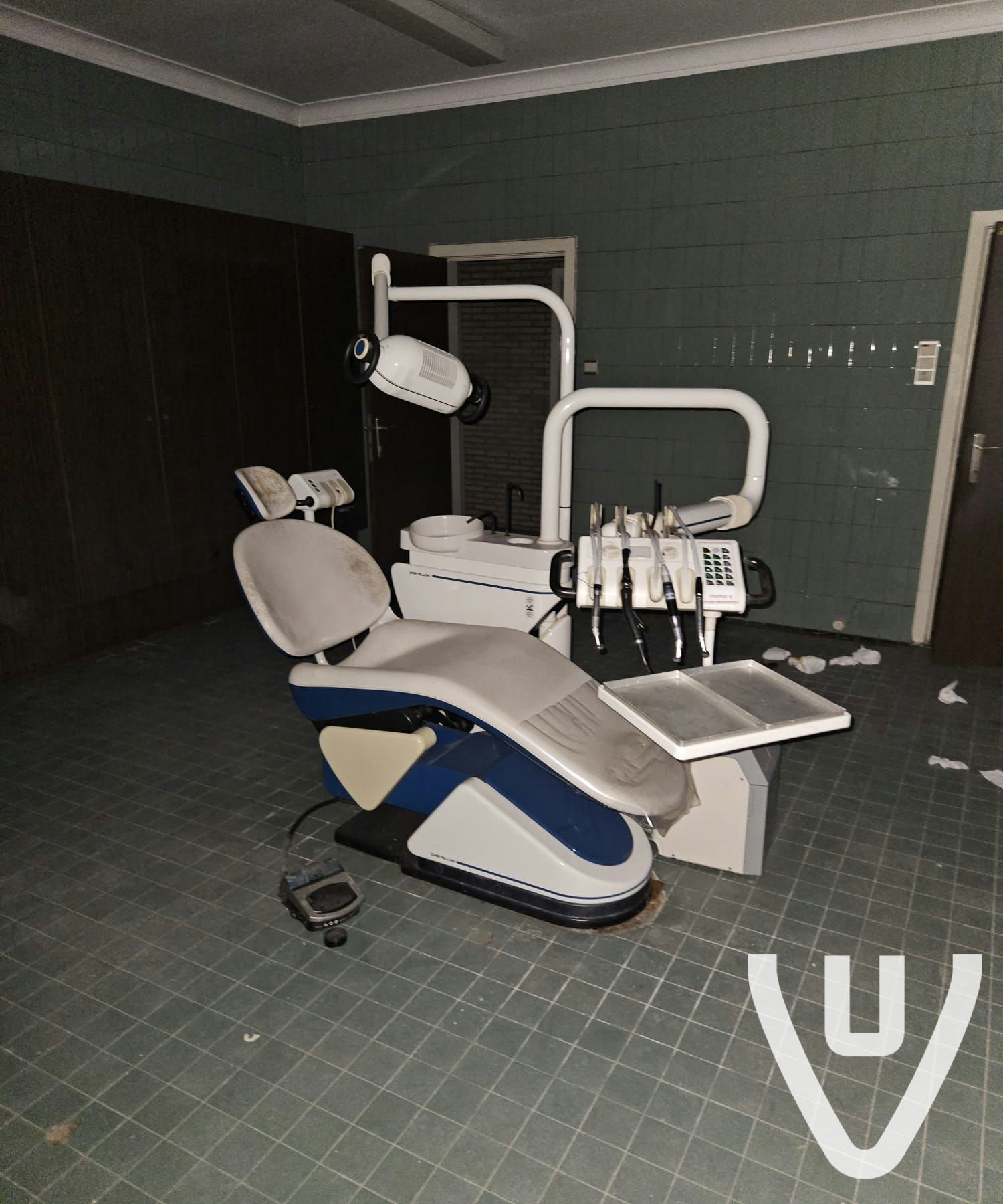 The Dentist / De Tandartspraktijk