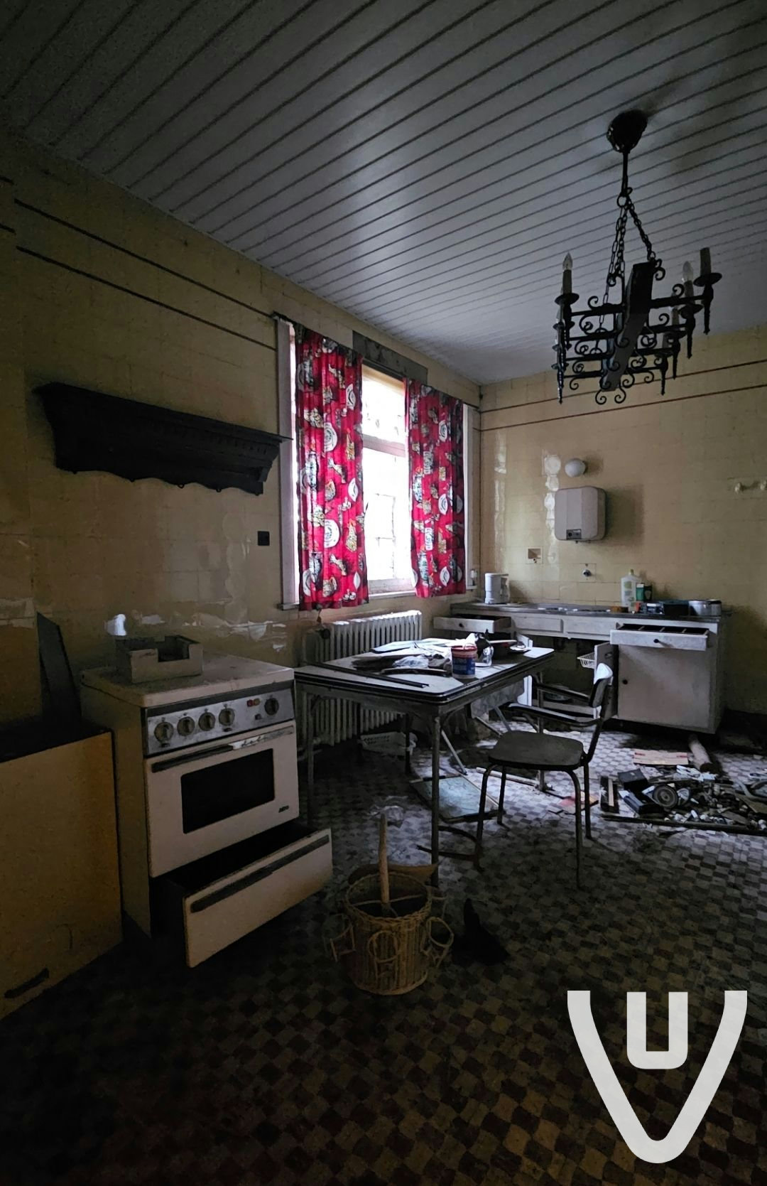 Community photo of Maison Plaisir in Belgium by Esurbex: The kitchen