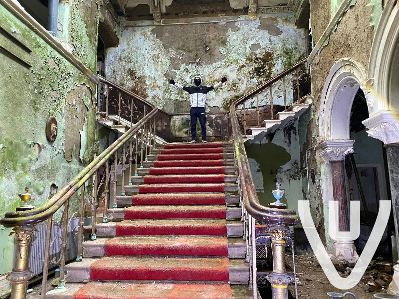 The grand stairs