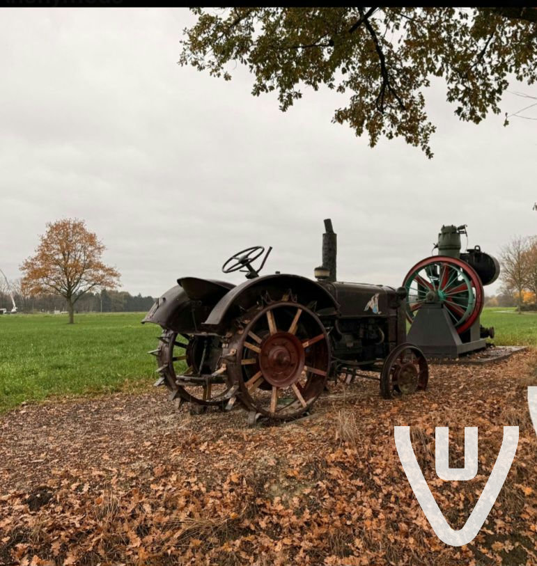 Community photo of De Tractor In Het Veld in Belgium by Zan_5942: Old tractor