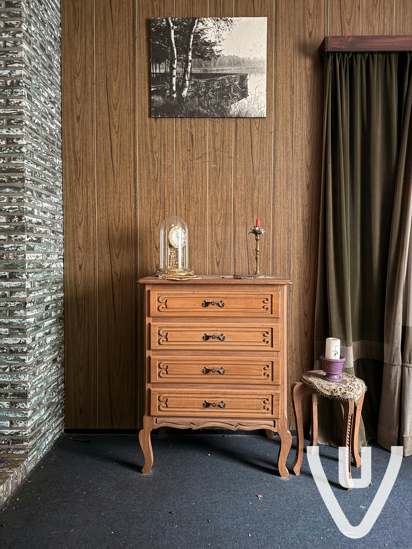 Community photo of Chateau Blue Curtains in Belgium by anonymous contributor - Photo 3