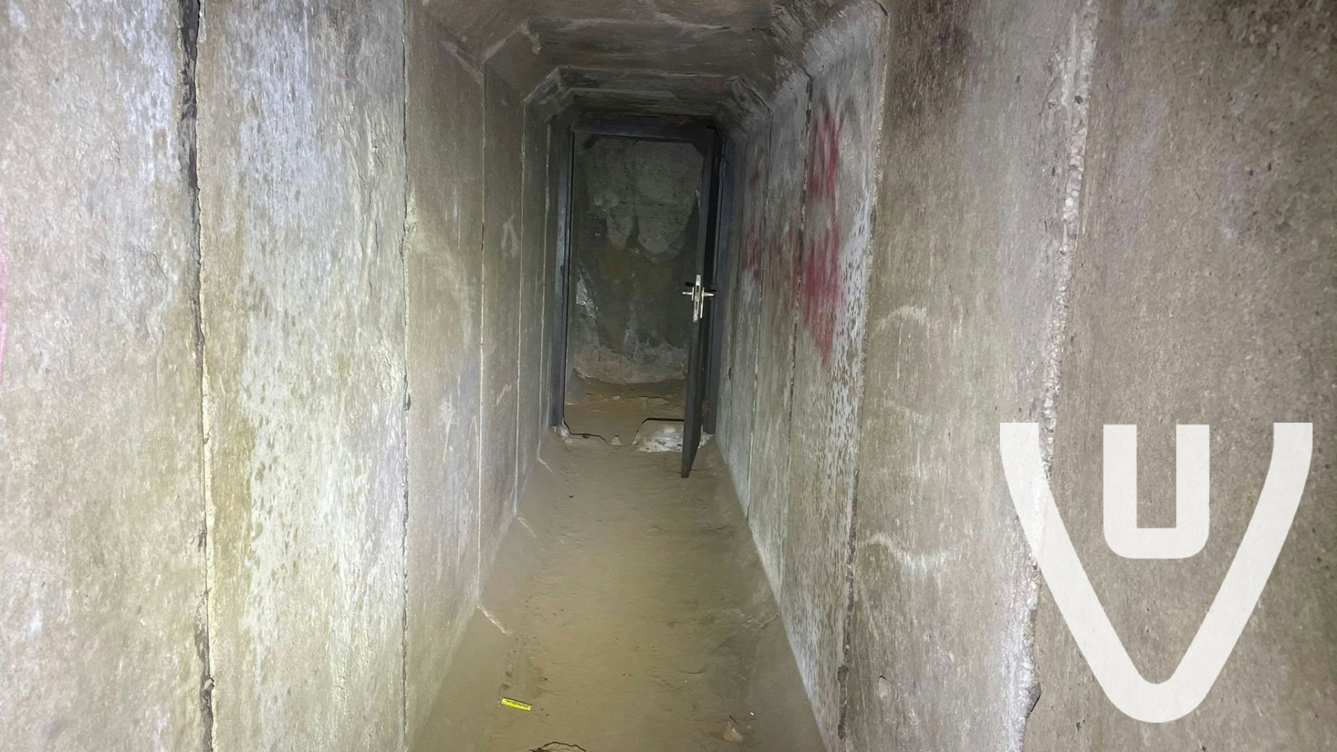 Community photo of Bunker ZW5 in Netherlands by Dutch Hunting NL: Schuilbunker ww2  gave bunker om ff te bekijken