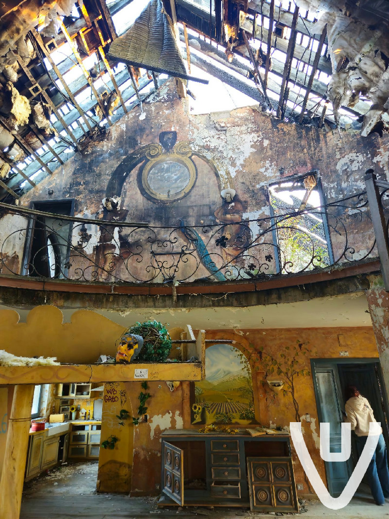 Makkelijke locatie loopt zo binnen is brand geweest wel wat leuke details