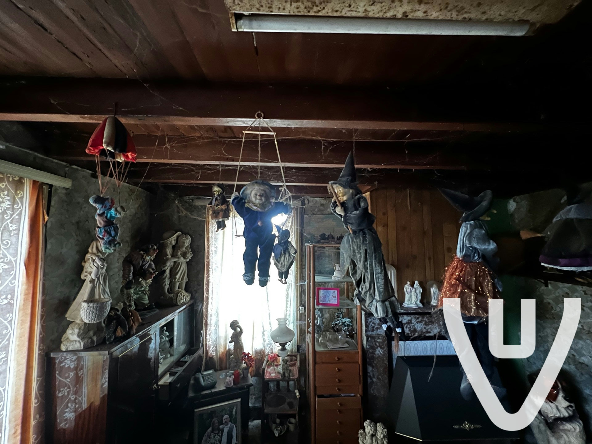 Maison Of The Witch / Witch House / Doll House / House of the Witch