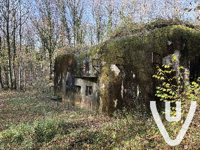 Fermé et sous video surveillance et alarme!